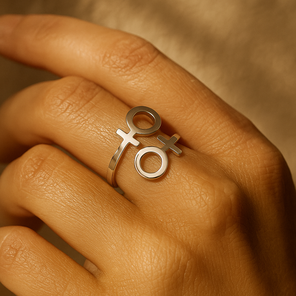 Lesbian Love Ring