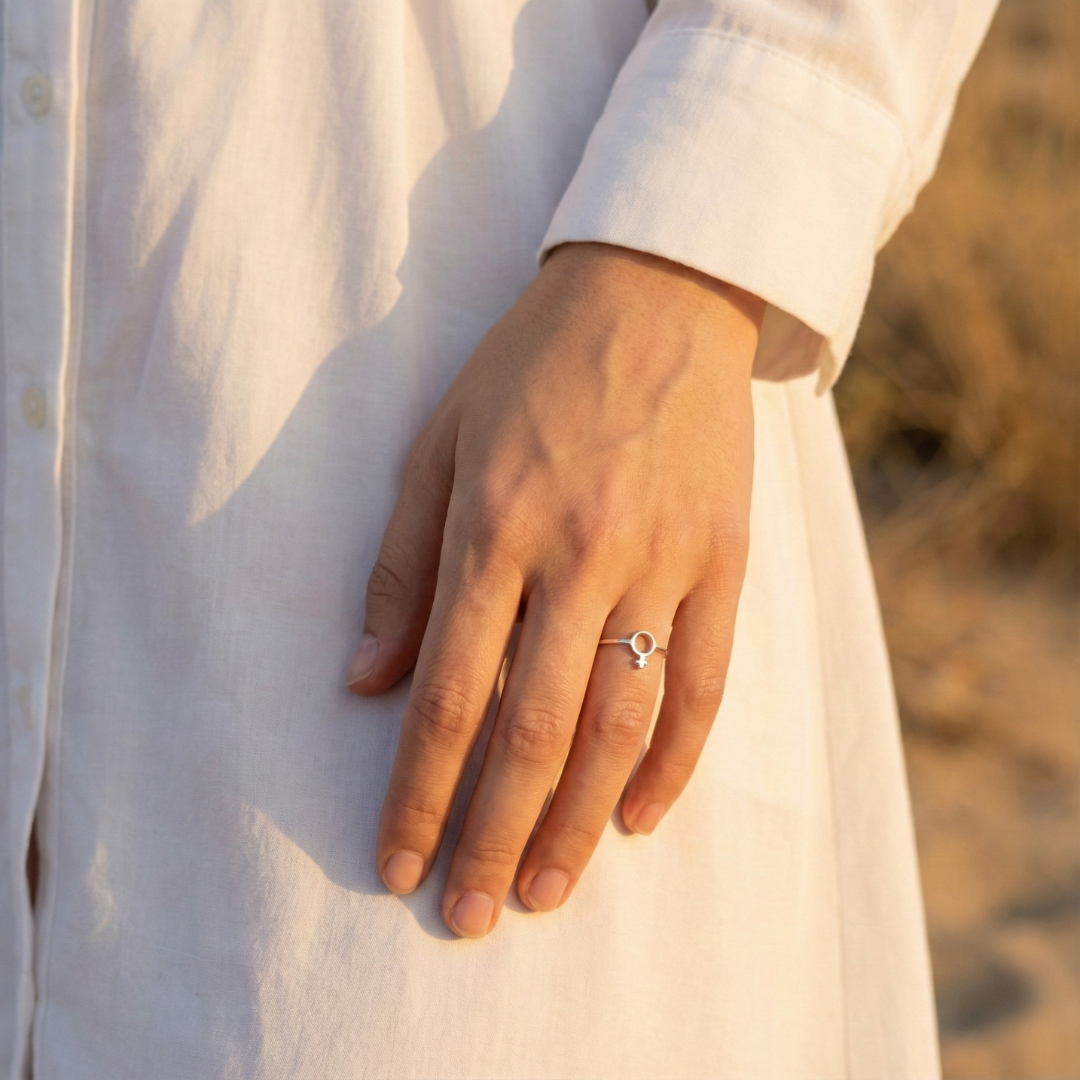 Venus Love Ring