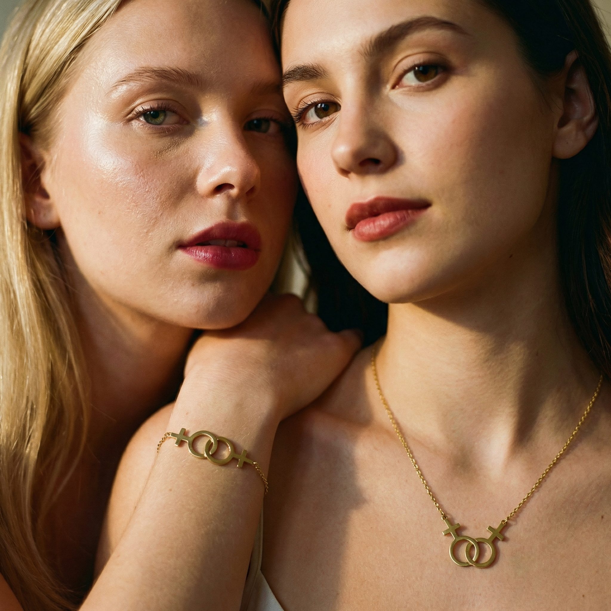 Double Venus Collection