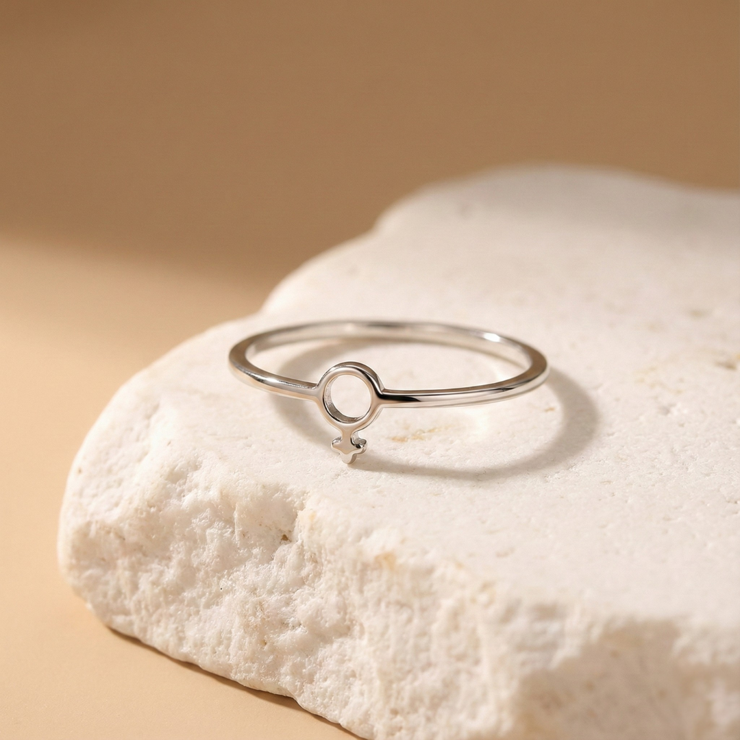 Venus Love Ring
