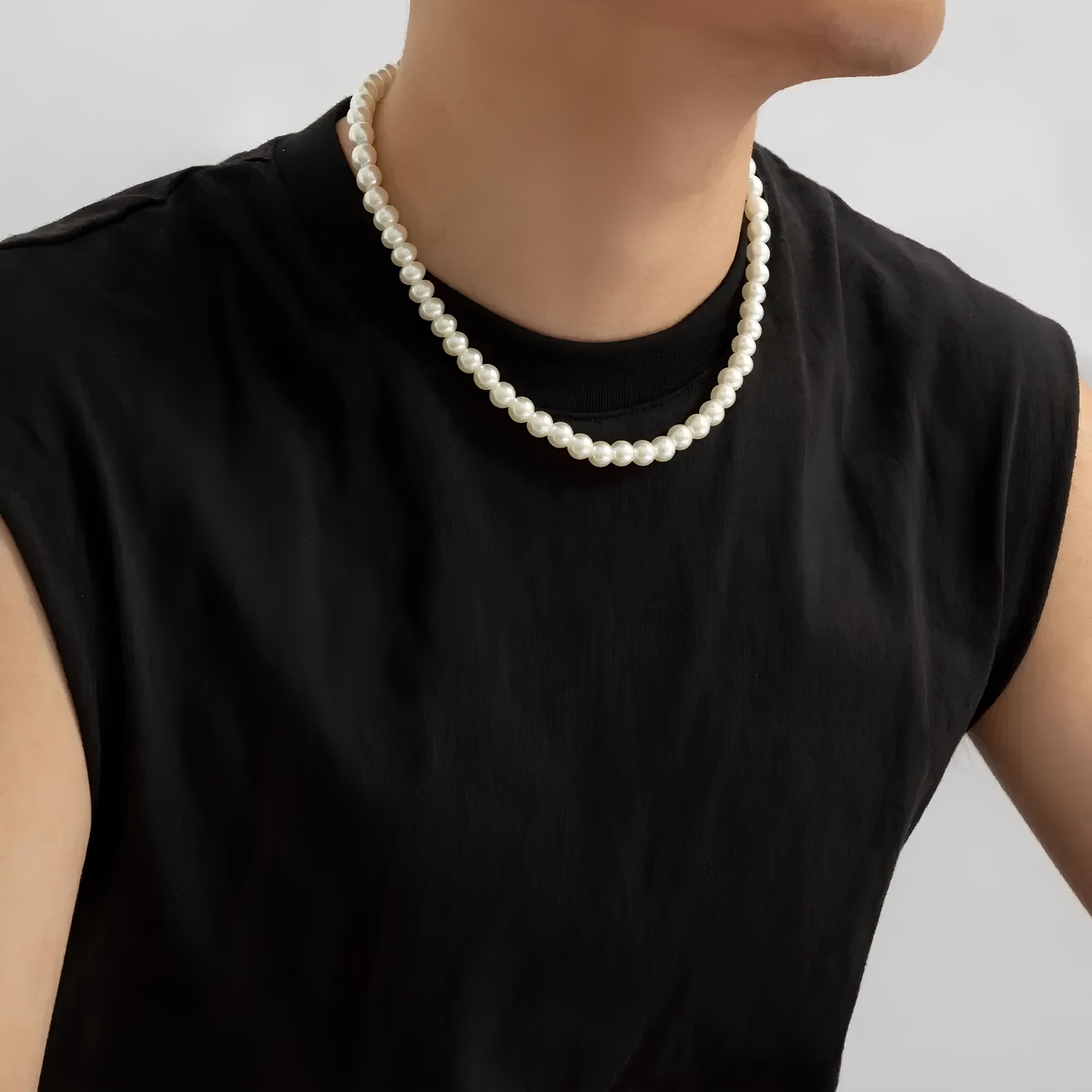 Classic Pearl Necklace