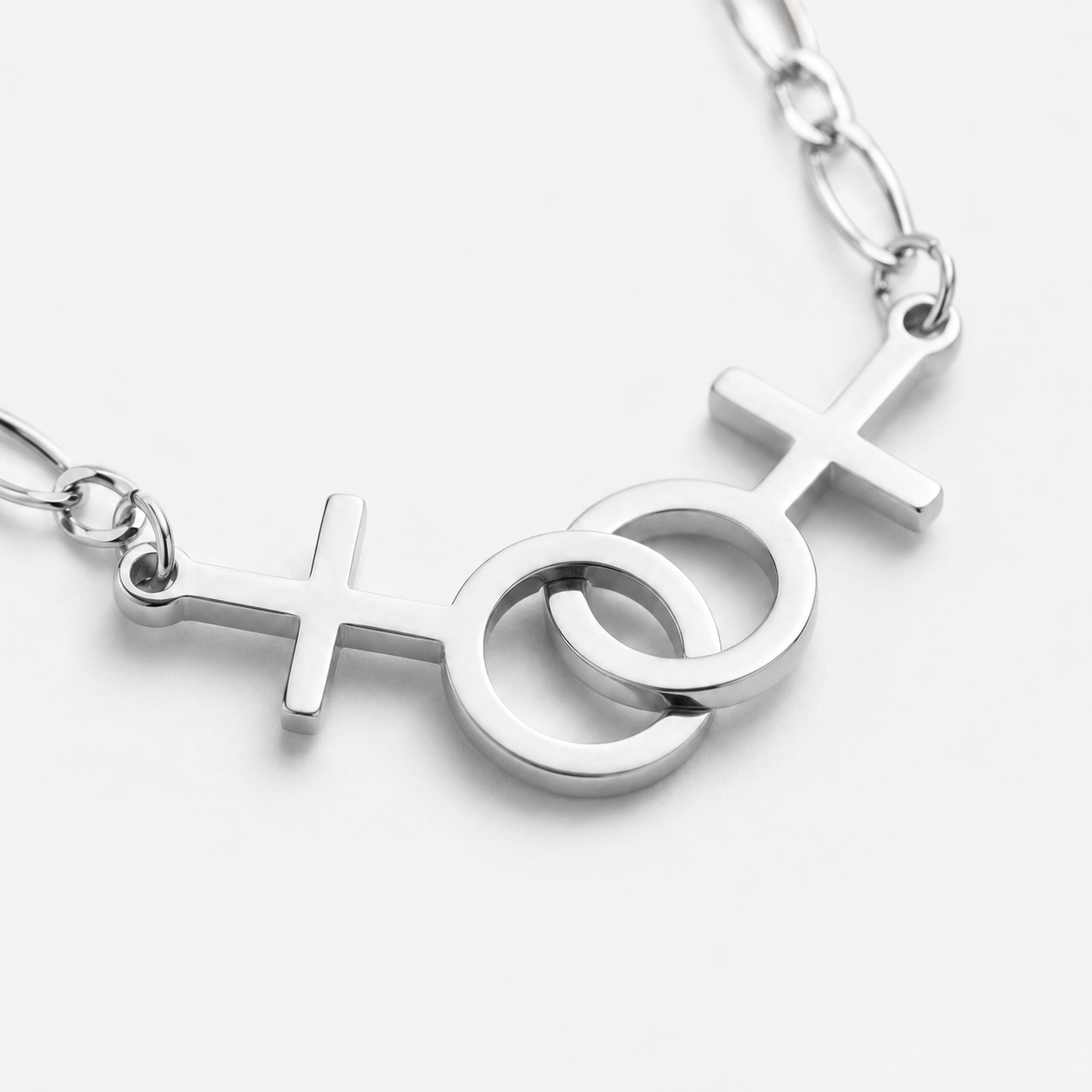Lesbian Figaro Chain